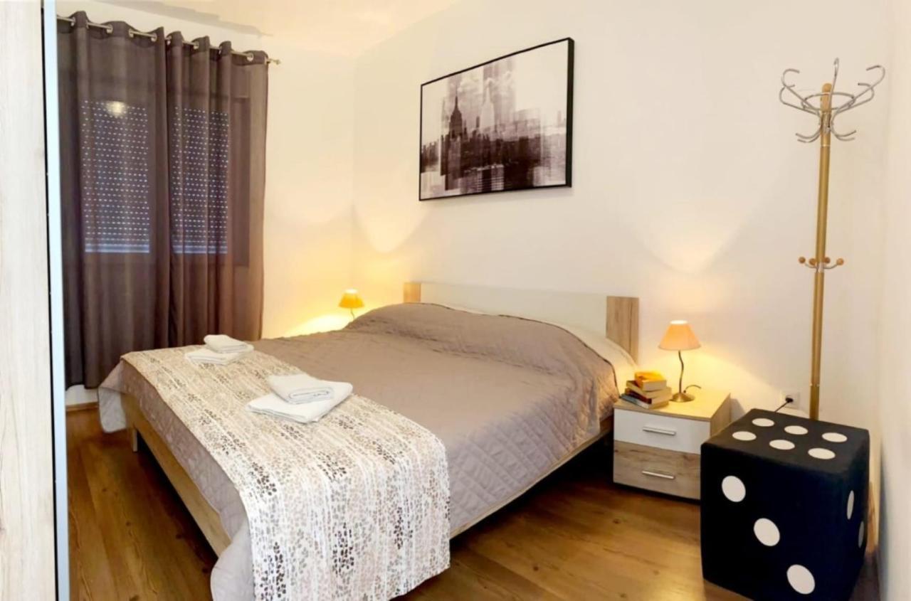 Apartments Villa Golden View Trogir Ngoại thất bức ảnh