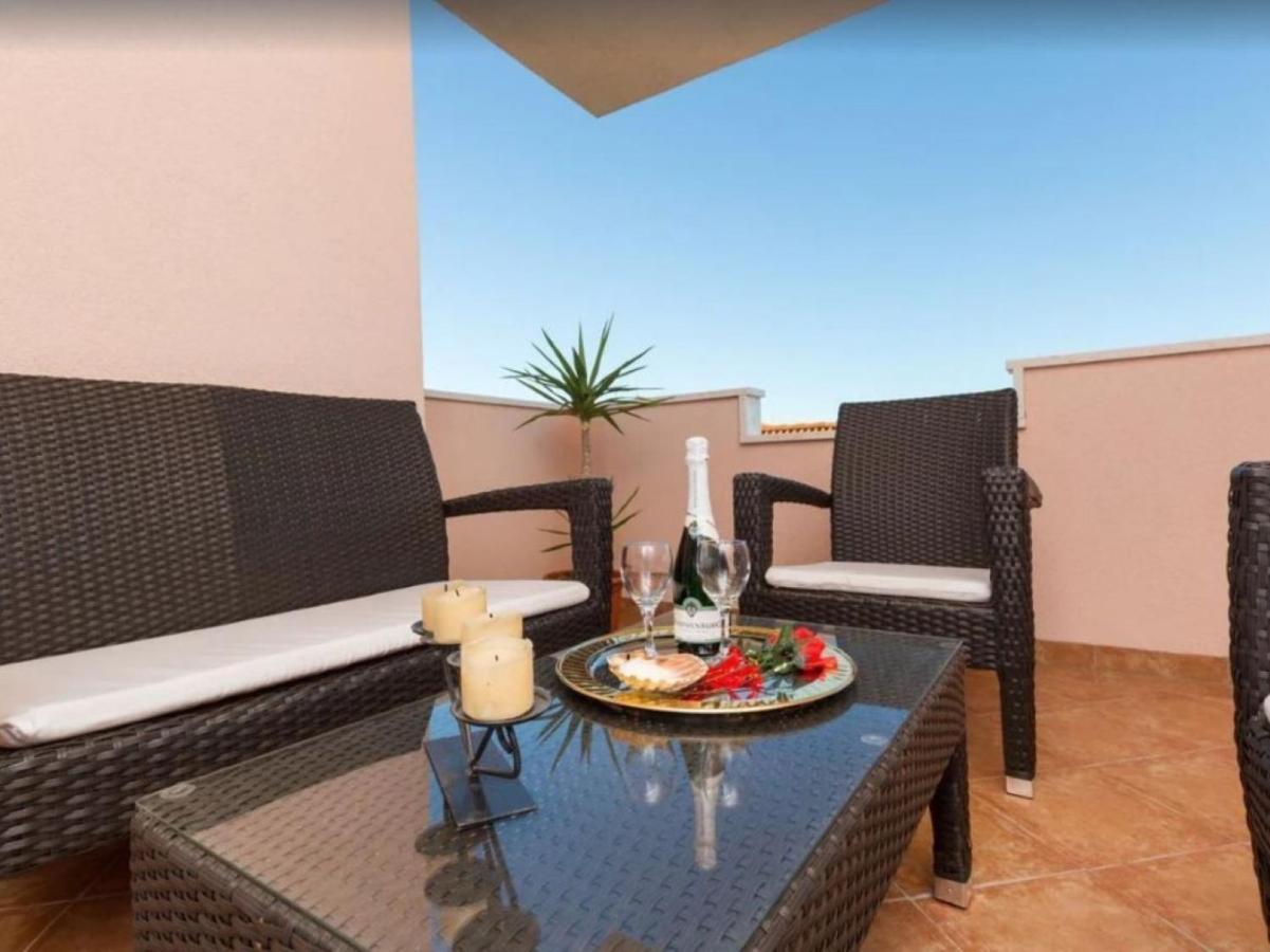 Apartments Villa Golden View Trogir Ngoại thất bức ảnh
