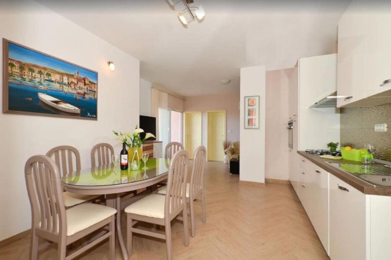 Apartments Villa Golden View Trogir Ngoại thất bức ảnh