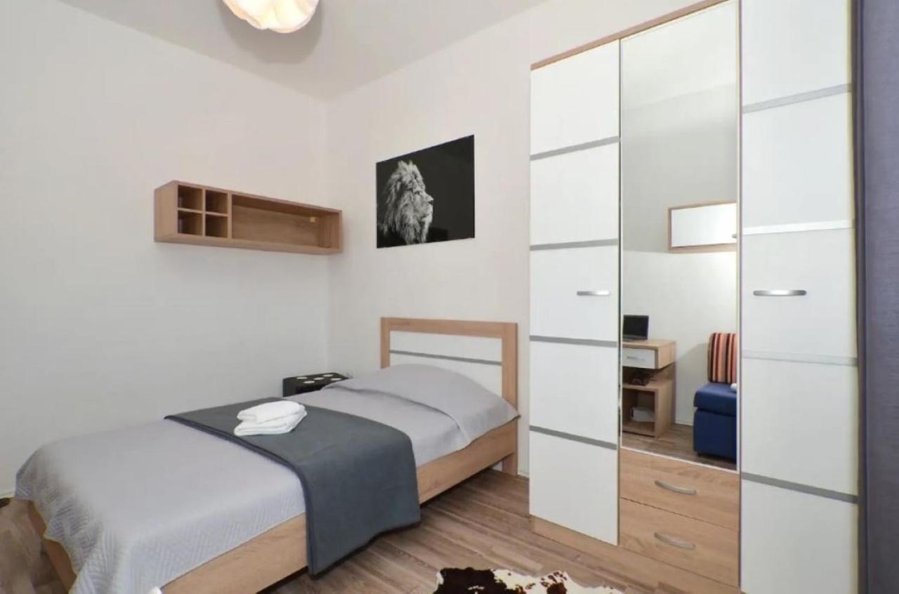 Apartments Villa Golden View Trogir Ngoại thất bức ảnh
